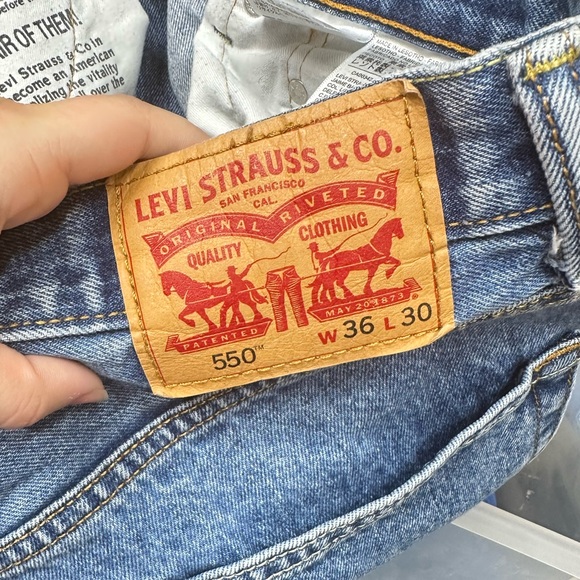 Levi’s 550 Blue Jeans Size 36/30 - Picture 9 of 9